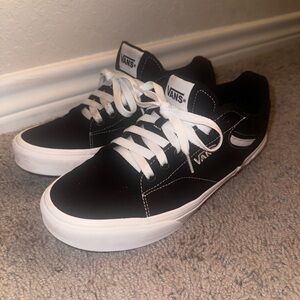 Vans off the wall Classic Black and White Low-Tops seldan sk8 sz 8
